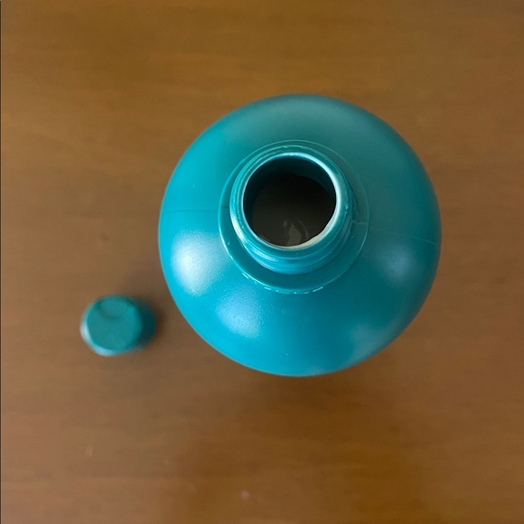 Aveda BOTANICAL REPAIR™ STRENGTHENING CONDITIONER - 1 liter - Picture 5 of 7